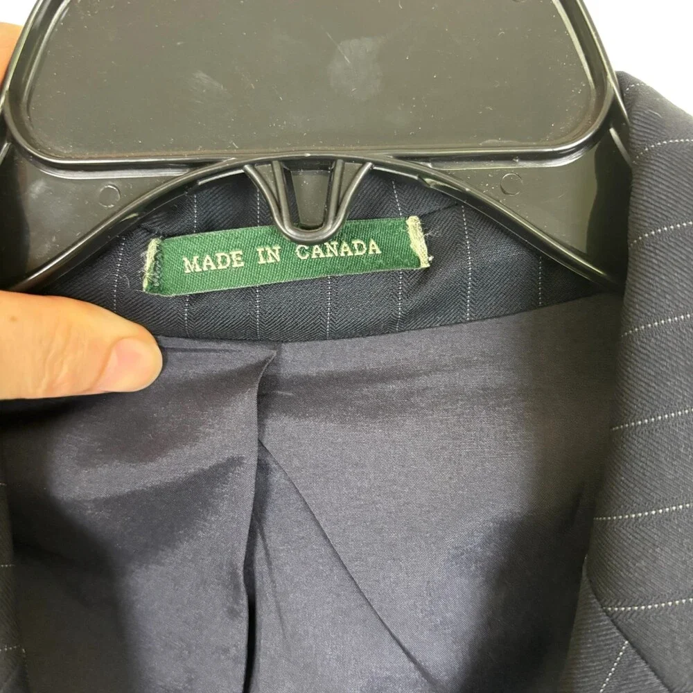 Lauren Ralph Lauren Suit Jacket Men’s 42R Wool Navy Blue Striped Macy’s Canada - Picture 6 of 7